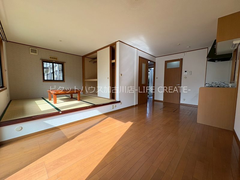 一色西貸家 リビング