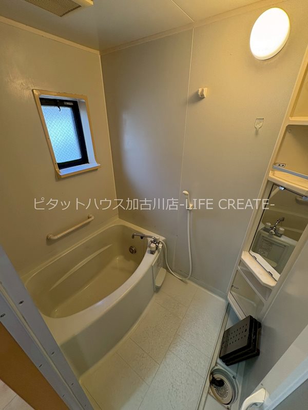 一色西貸家 風呂画像