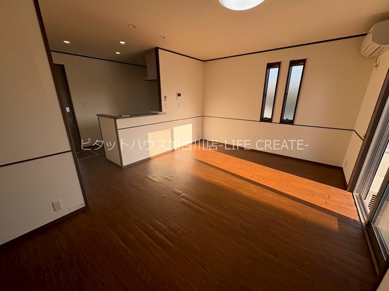 ラフ　ラ　ガーデン リビング