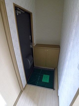 プランドールハリマ　B棟 玄関