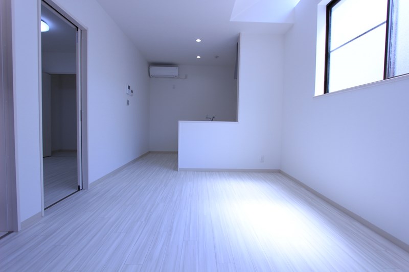 レジデンス郷Ⅶ リビング