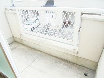 ロレーヌハイツ宝殿2&amp;times;4 ベランダ