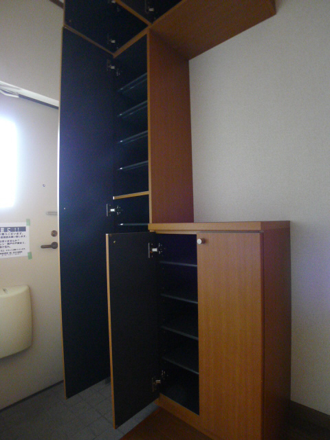 ヴェルドュールB  その他17