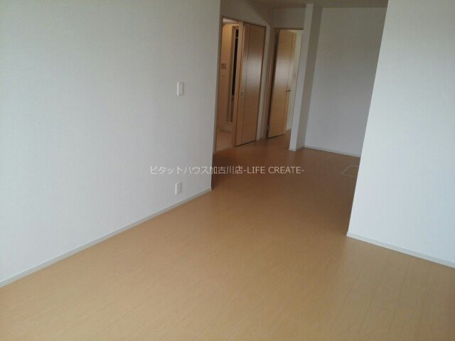 ハイツ　グレース リビング