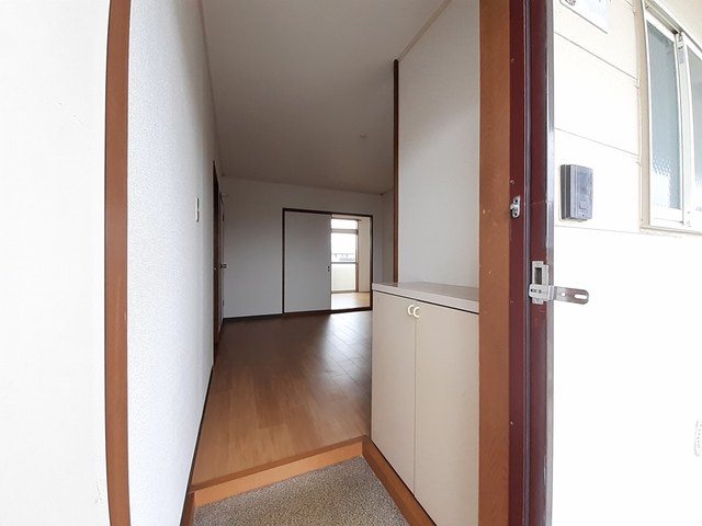 カームＳＴI 玄関