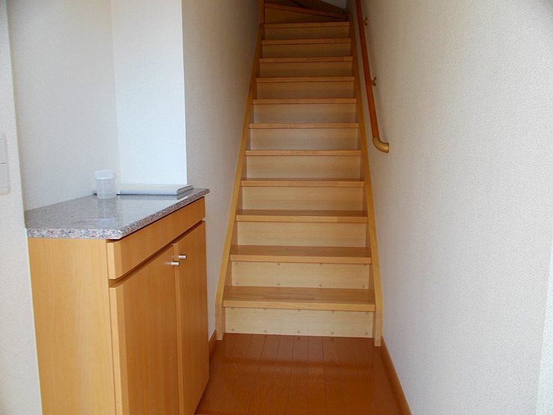 パインハースト　E 玄関