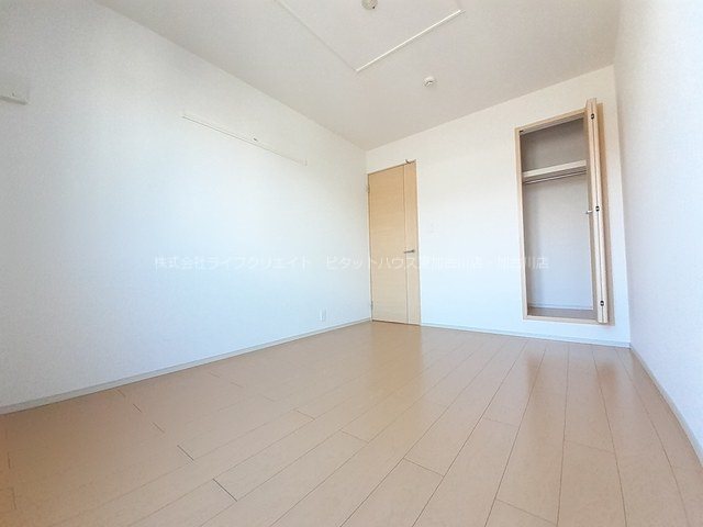 ステラ・イリーデ ベッドルーム