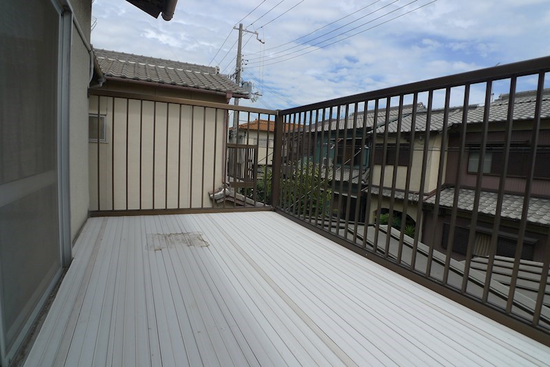 曽根町戸建て ベランダ