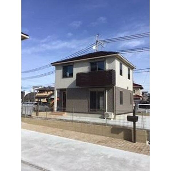 ラフ　ラ　ガーデン 玄関