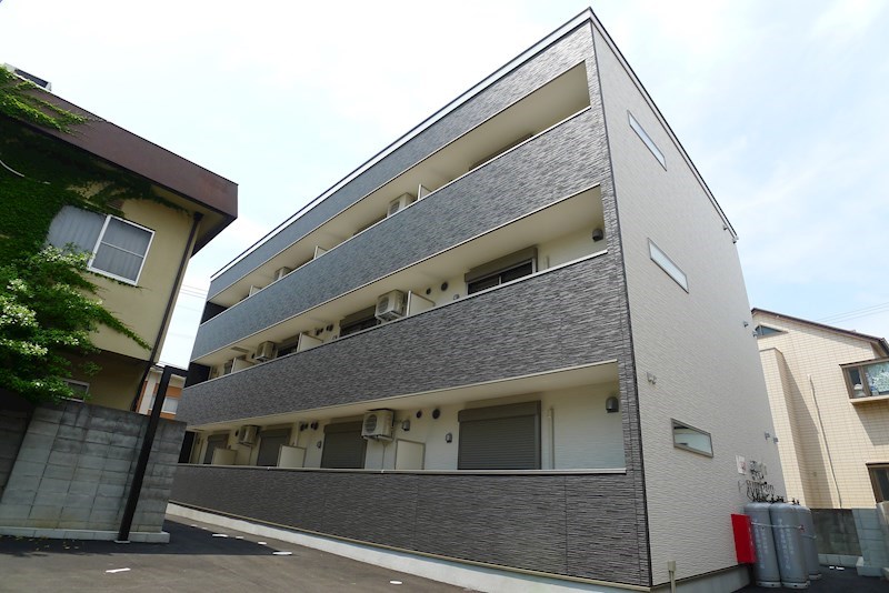 ヴィラナリー加古川 205号室 外観