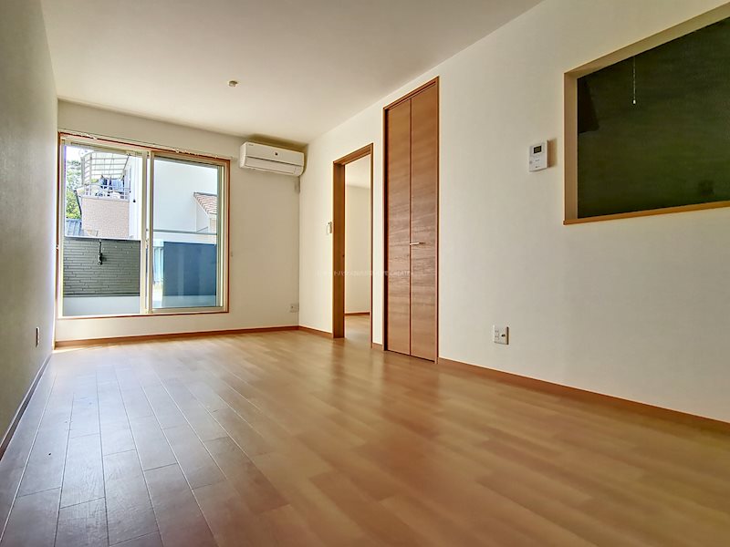 メゾン　アイリス リビング