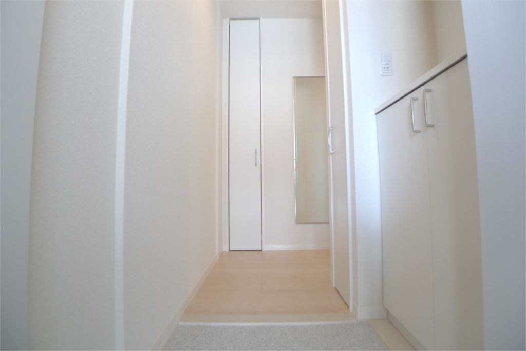 スカイメゾン平野 玄関