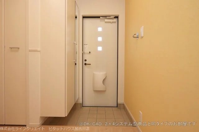 コンコルド　ラ　ファイエットⅢ 玄関