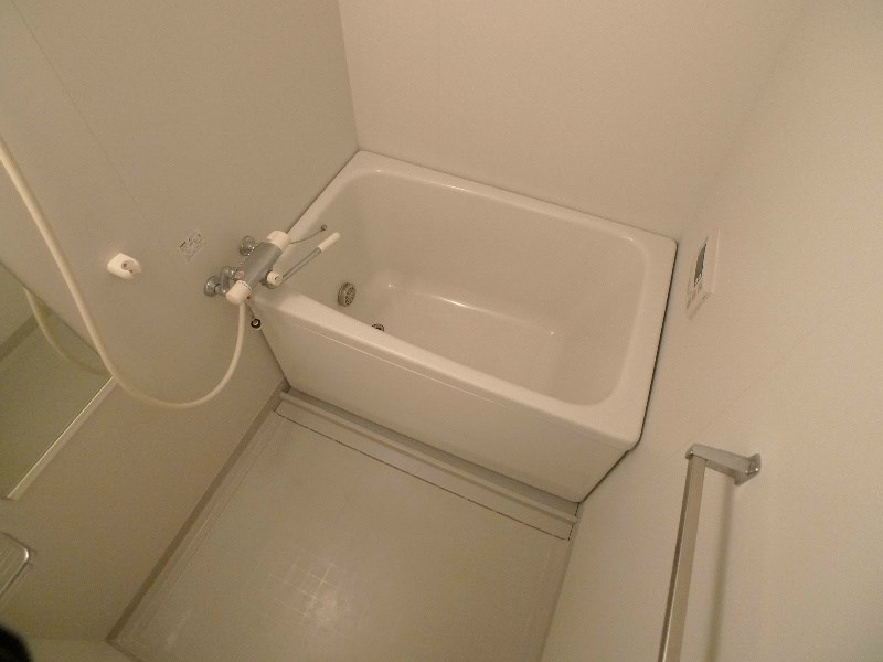 チェリーカーサ１番館 風呂画像