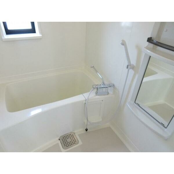 ハイツサンライフ　D棟 風呂画像