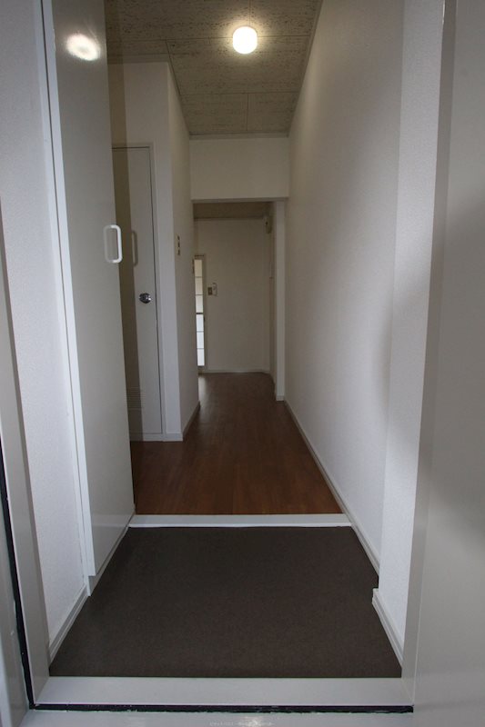 コンフォート松南 玄関