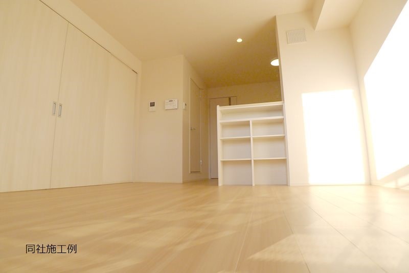 カーサ・フェリーチェ新在家 リビング