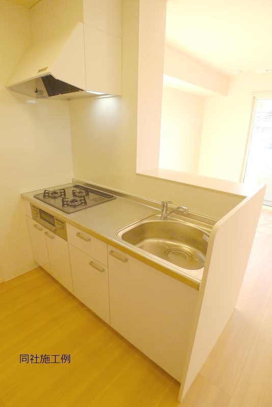 カーサ・フェリーチェ新在家 キッチン