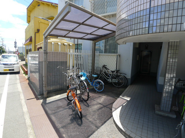 グリスローサ その他外観3