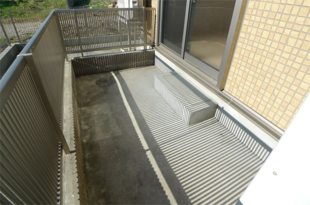 プランドール中津 ベランダ