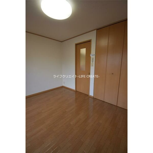 ハイネス野添南 ベッドルーム