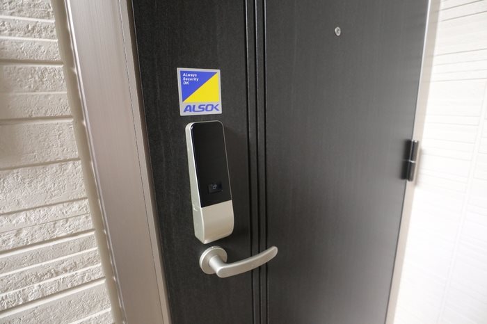 ビエネスタル 玄関