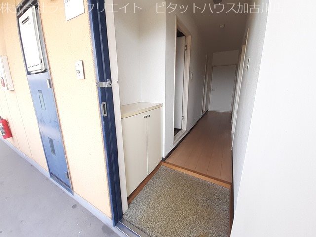 MANSION　LOTUS 玄関