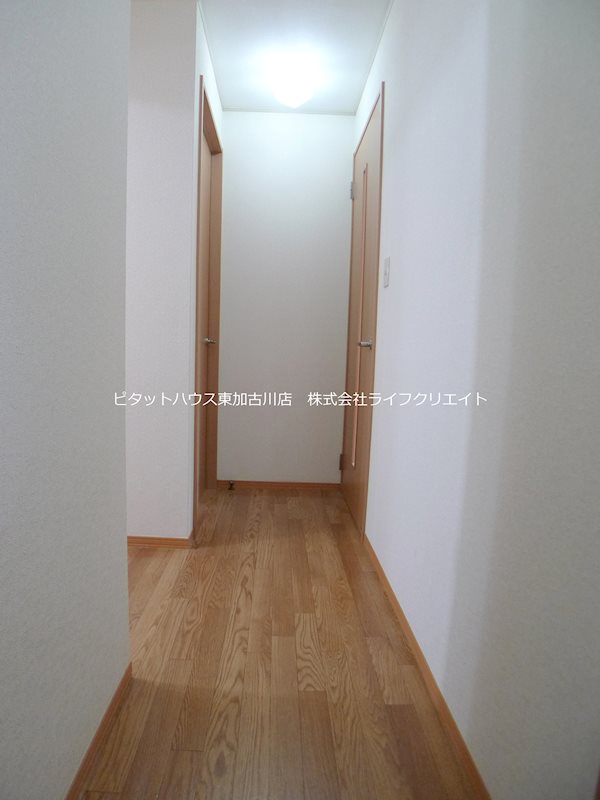 ウエストハイツ 玄関