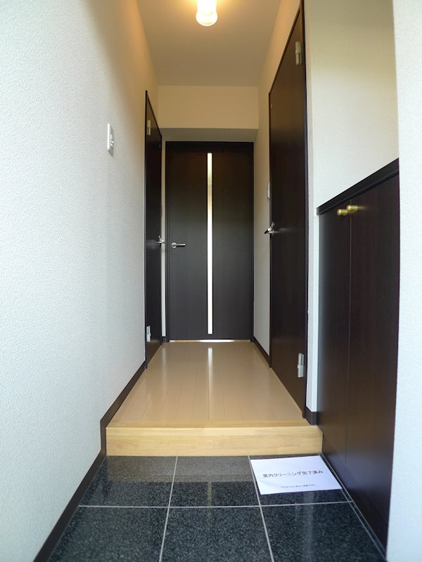 CozyCourt 玄関