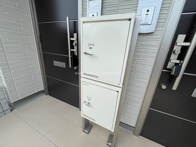 ウィステリアＢ その他13