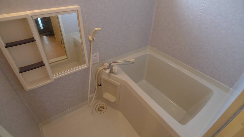 メゾンティファＡ 風呂画像