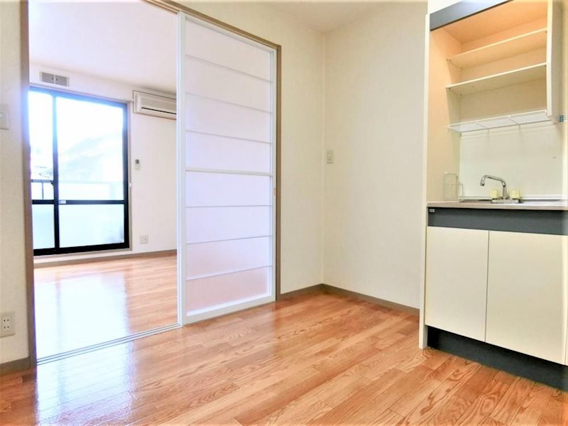 リヴェール伊保 リビング