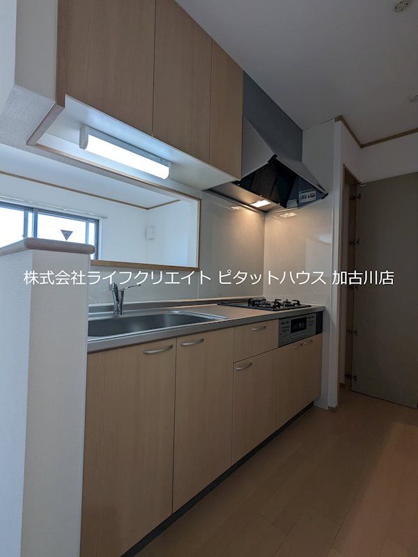 エレアージュ宝殿駅前Ⅲ キッチン