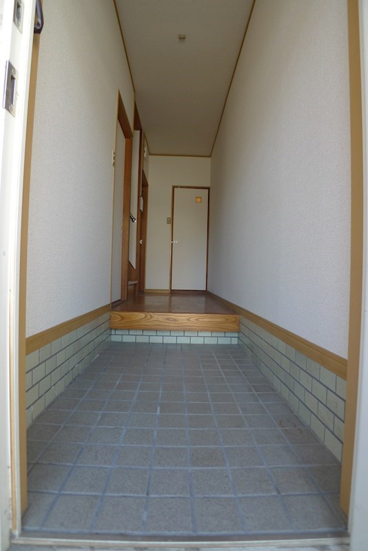 中島ヤングハイツ 玄関