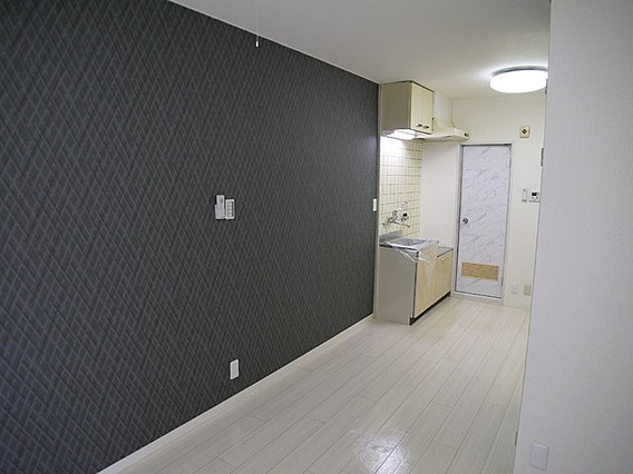 シュロス宮西 リビング