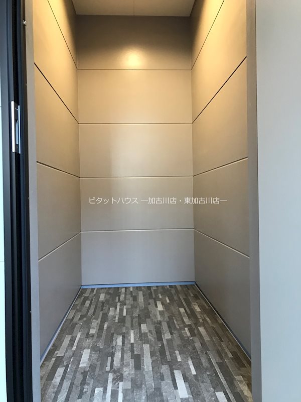 maison blanche（メゾン・ブラン） その他外観1