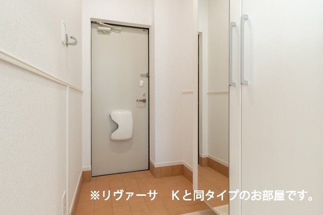 メルフローレンスⅠ 玄関