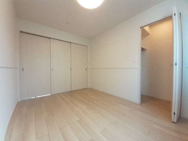 クリスタル・パレスⅡ ベッドルーム