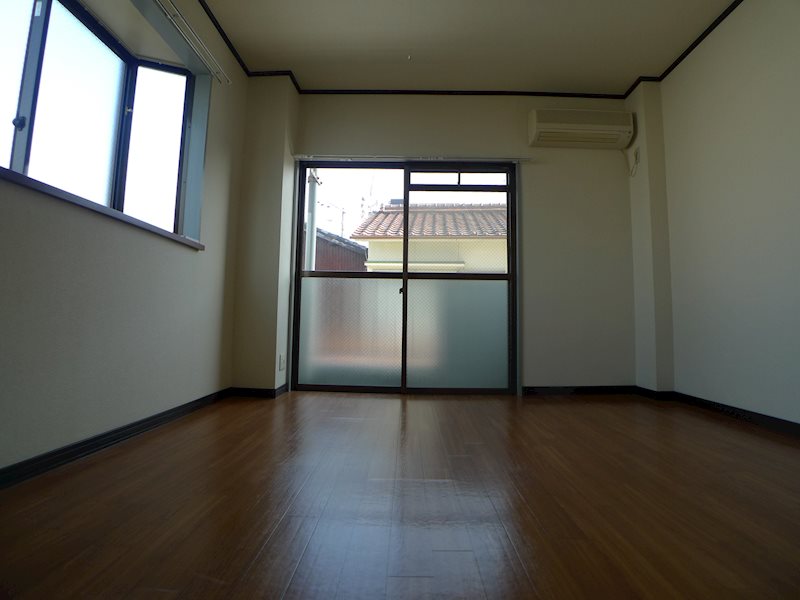 フロムウェスト篠原 リビング