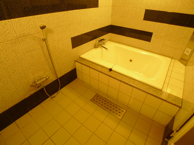 カメーラ・ピノ２３ 風呂画像