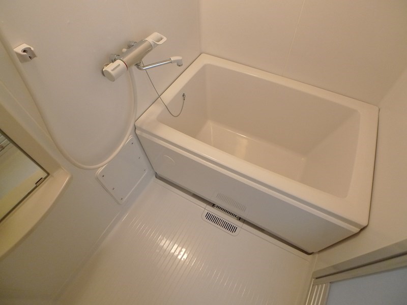 タウニィ・尾上 風呂画像