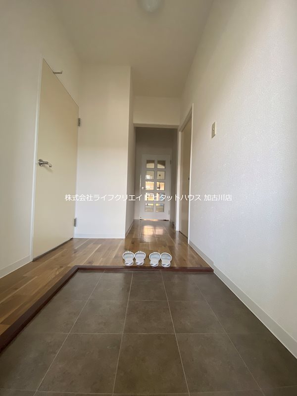 カサベルデ加古川 玄関