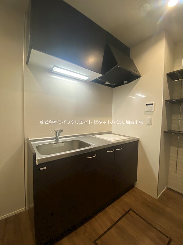 センチュリー粟津 キッチン