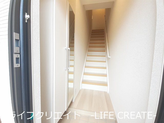 アンソレイユⅢ 玄関
