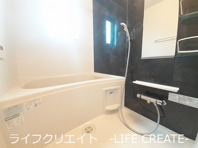アンソレイユⅢ 風呂画像