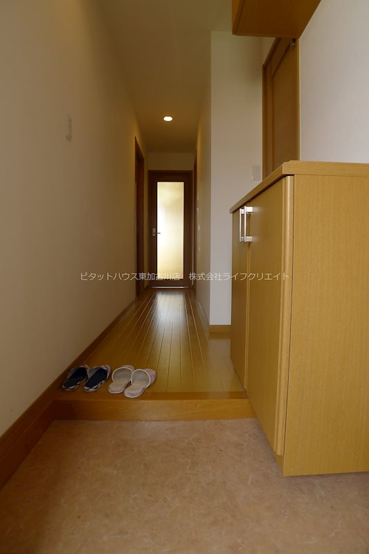 プリステラ 玄関