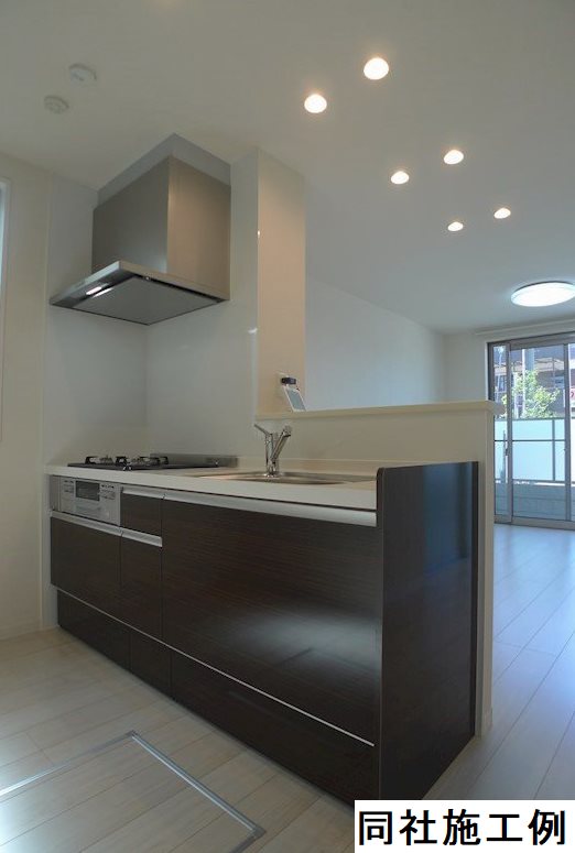 シャーメゾン　ノワールエブラン キッチン