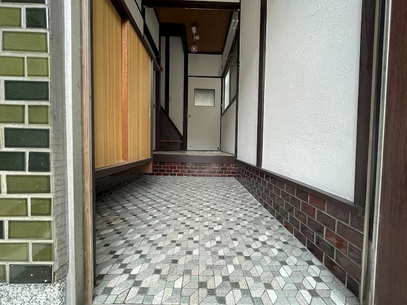 加古川町河原貸戸建 玄関