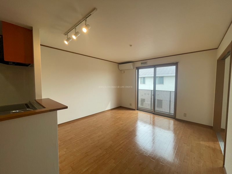 ラフィーネ古田 リビング