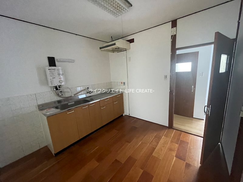 河原ハイホーム リビング